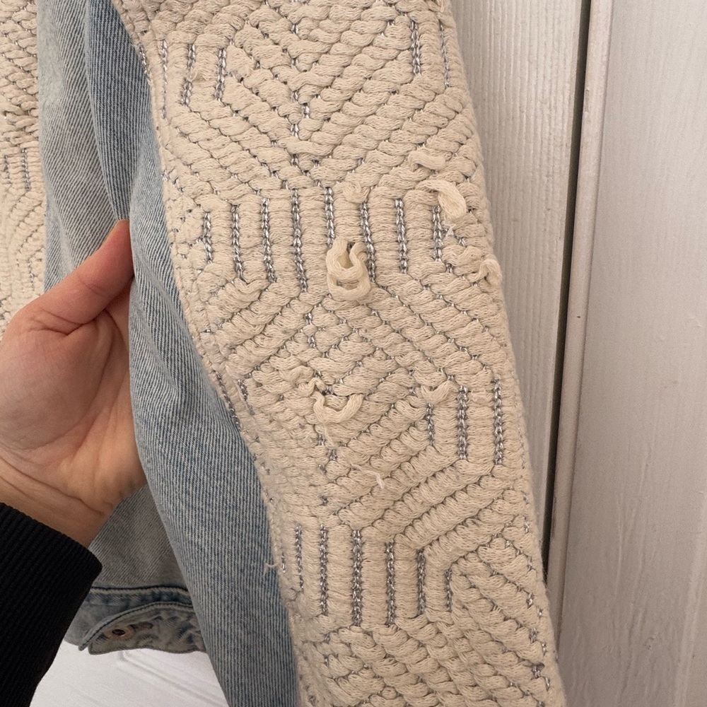 Vintage Levi’s Jean Jacket made in Italy - Picture 6 of 15